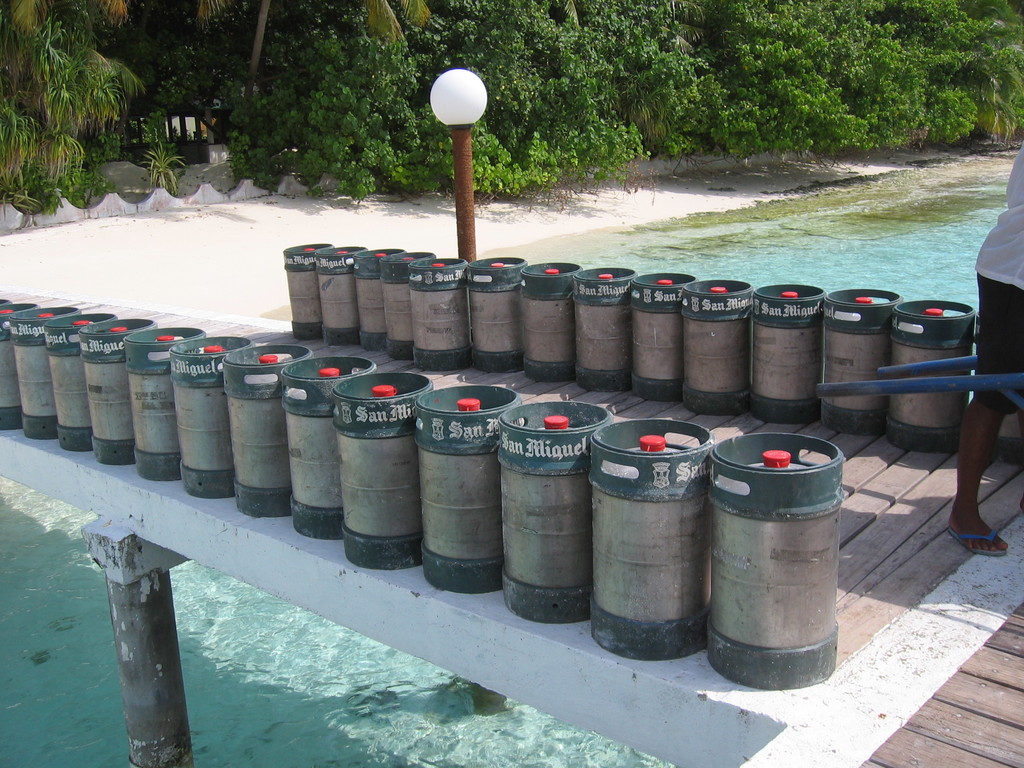 Vilamendhoo_2004_090.jpg