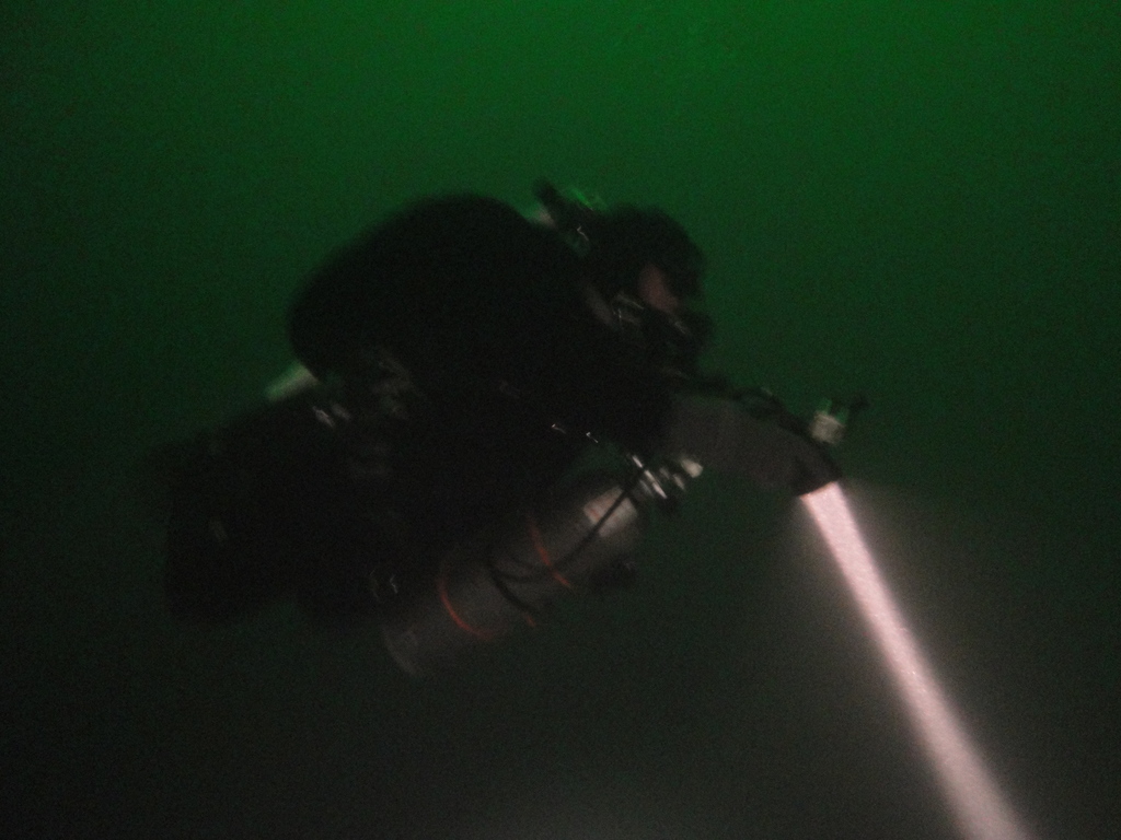 DSC00042~3.JPG